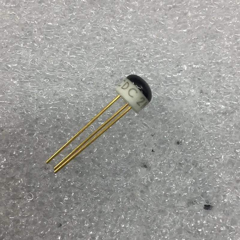 2N5139 Pnp Silicon Transistor By Cdc 1
