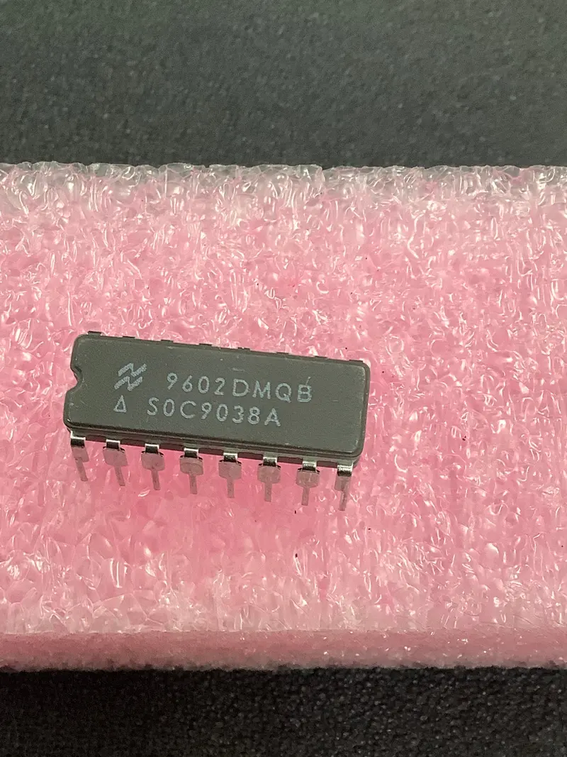 9602Dmqb – National Semiconductor Dual Retriggerable One-Shot Ic 1
