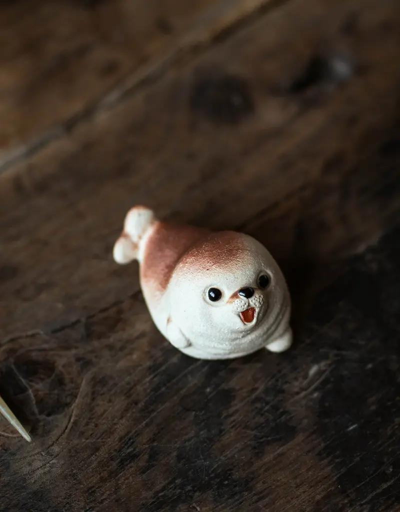 Adorable Baby Seal Resin Sculpture 1