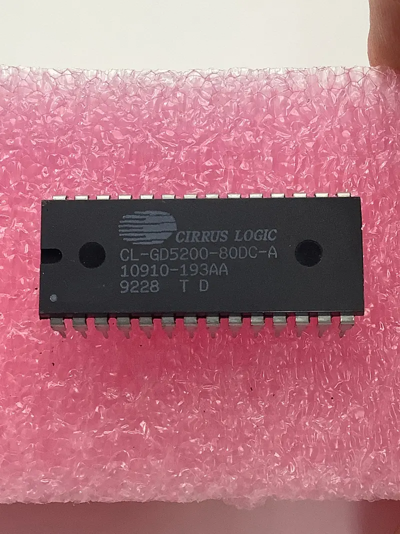 Cirrus Logic Cl-Gd5200-80Dc-A — Video Dac With Integrated Color Palette (Ramdac) 1