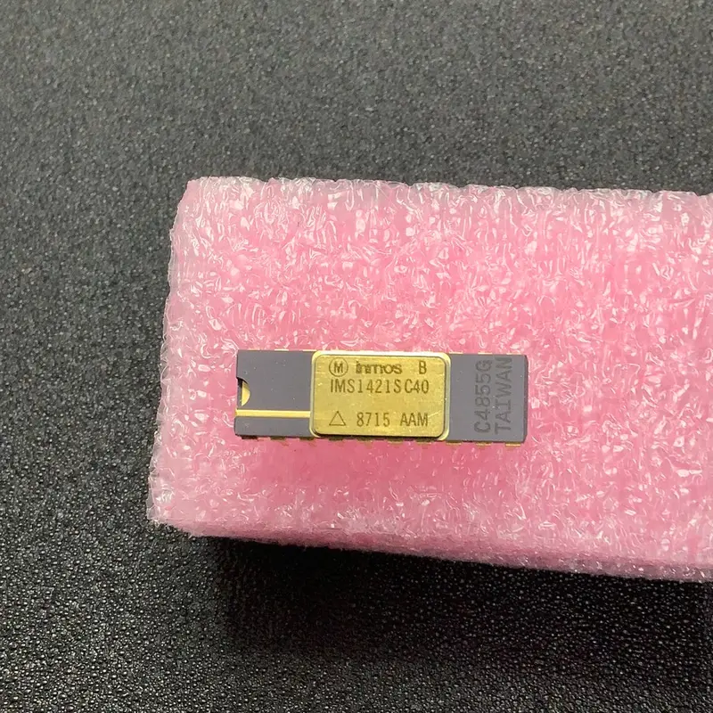 Ims1421Sc40 High-Performance 4K × 4 Static Ram – Inmos Ceramic Dip 1
