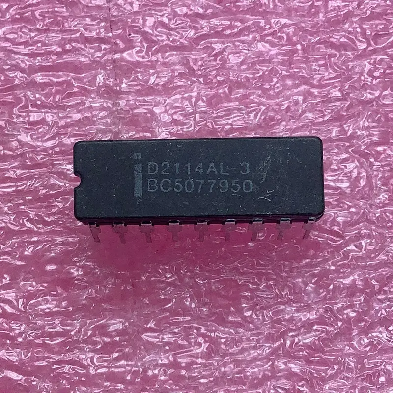 Intel D2114Al-3 4K-Bit Sram – 18-Pin Ceramic Dip, Parallel Interface 1