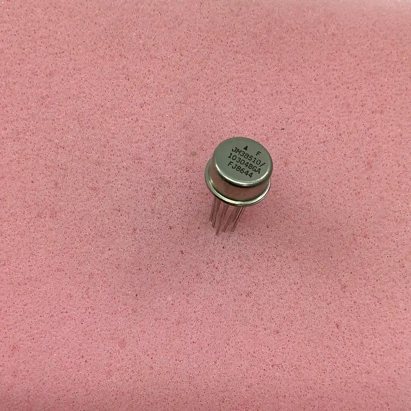 Jm38510/10304Bga Fairchild Lm111 High-Speed Comparator – Qualified For Defense Applications 1