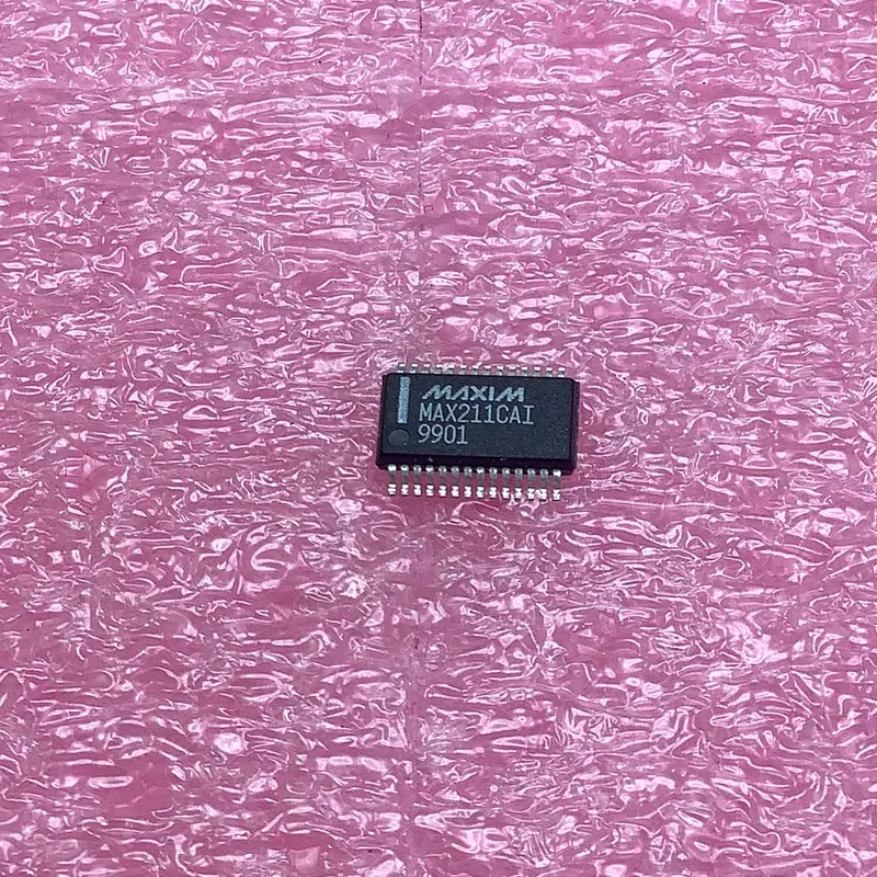 Max211Cai Maxim Rs-232 Transceiver Ic With Integrated Interface Circuitry 1