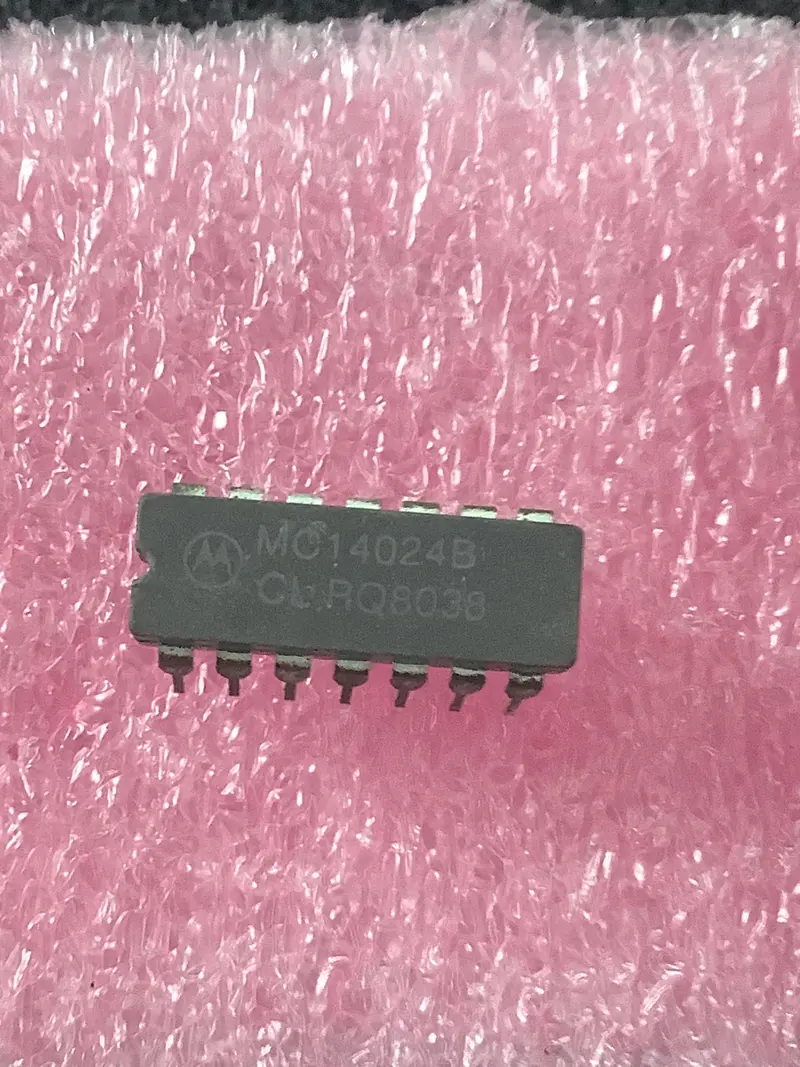 Mc14024Bcl Motorola 7-Stage Ripple-Carry Binary Counter – Cmos 14-Pin Dip 1