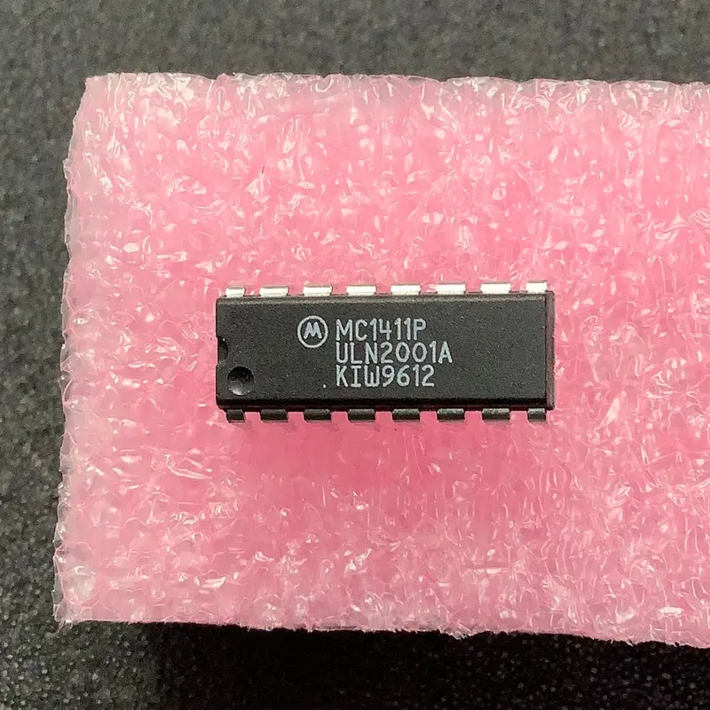 Mc1411P Motorola 7-Channel Darlington Driver Ic – Dip-16, Pin-Compatible With Uln2001A 1