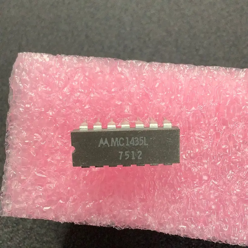 Mc1435L Motorola Dual Operational Amplifier – Cdip-14 Package 1