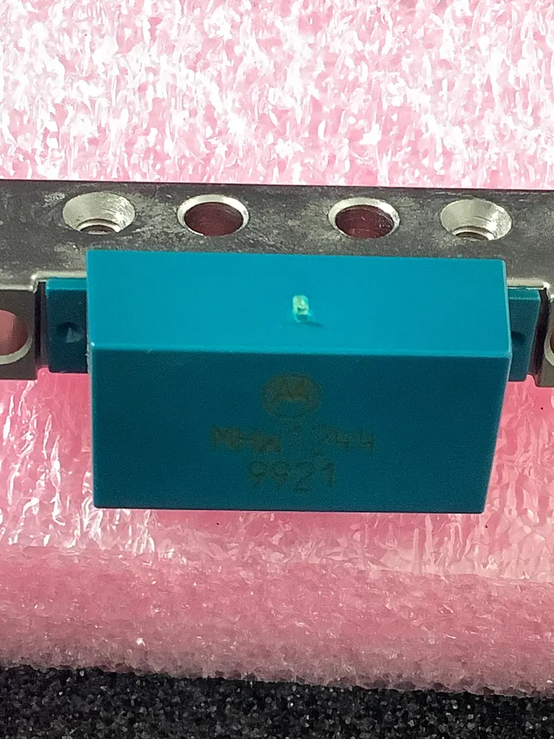 Mhw1244 Motorola Wideband Rf Power Amplifier – High-Gain, High-Efficiency Module 1