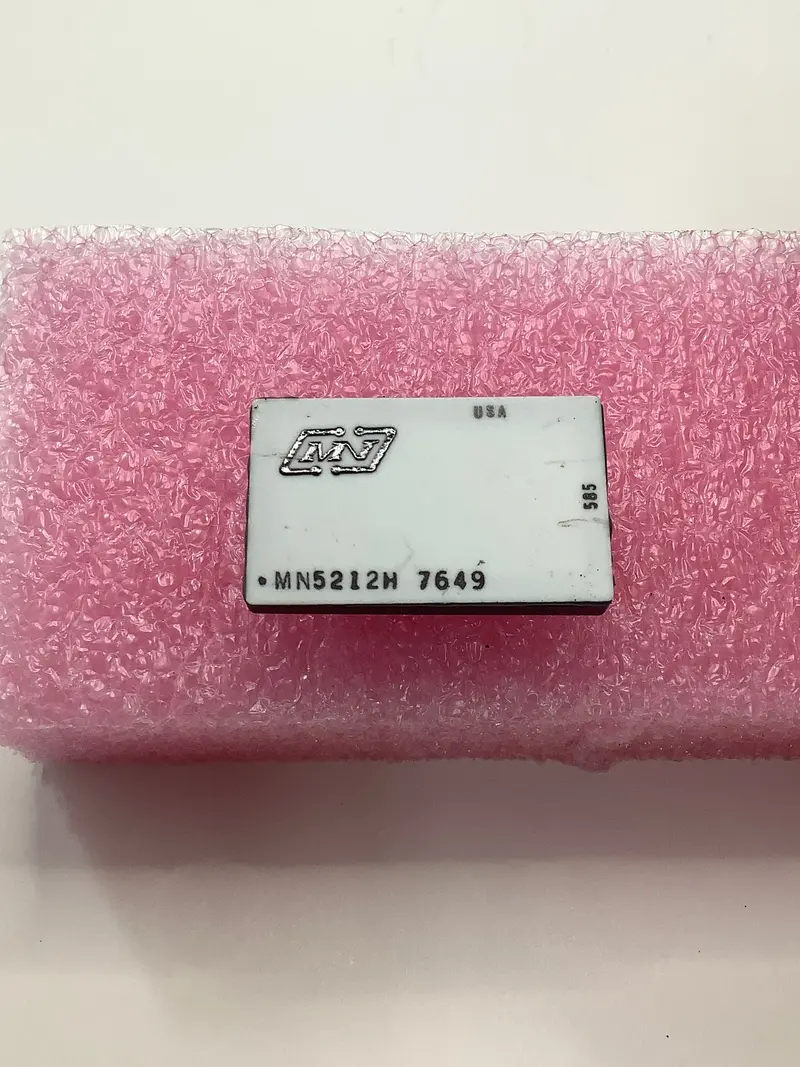 Micro Networks Mn5212H — Mil-Spec 12-Bit Analog-To-Digital Converter 1