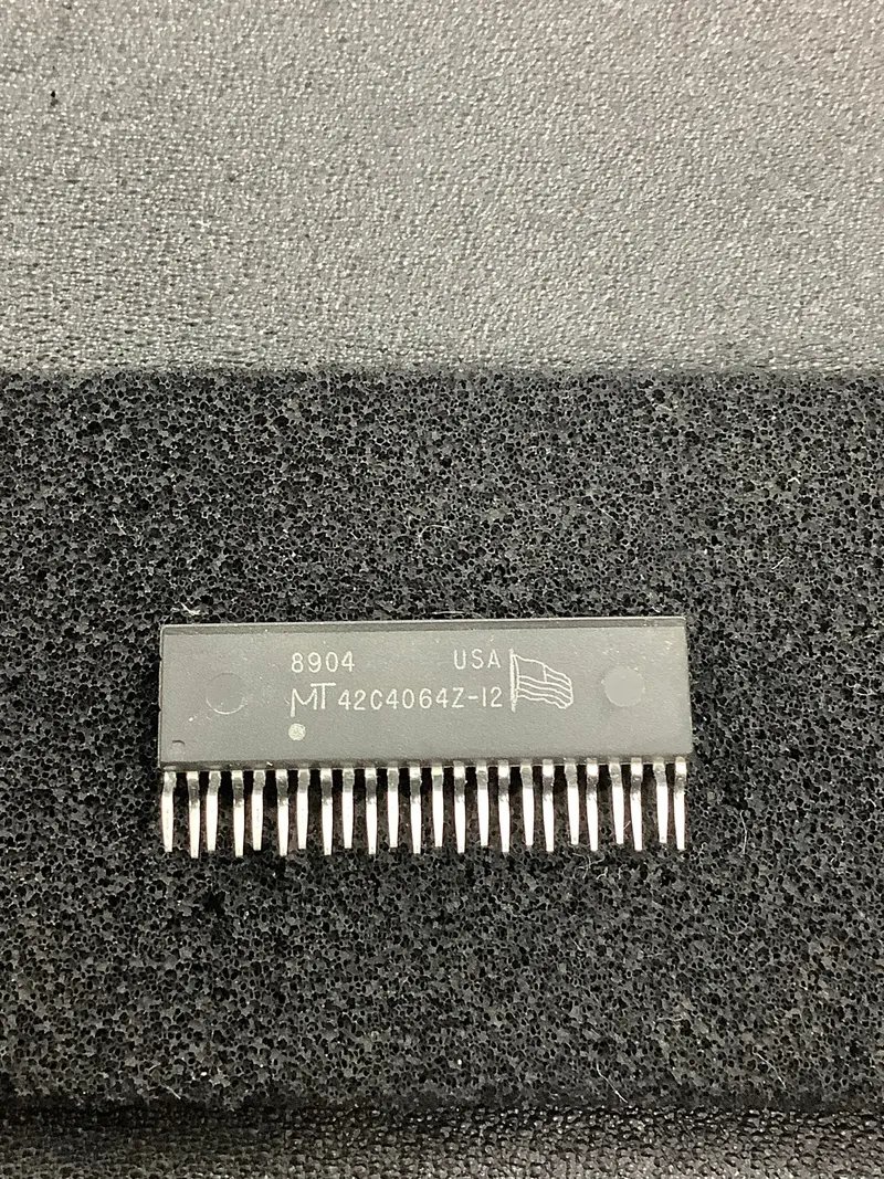 Micron Mt42C4064Z-12 — 256K × 4 Video Ram (Vram) – 12Ns Access 1