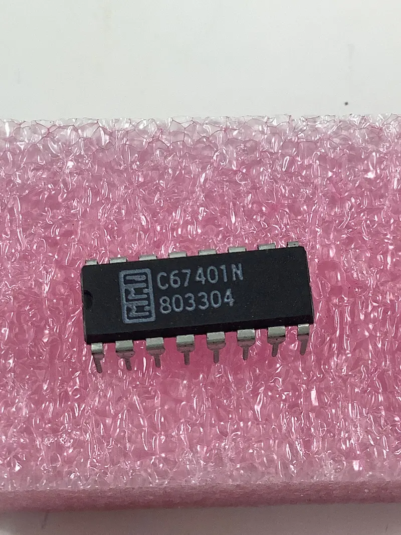 Monolithic Memories C67401N — 64 × 4 Asynchronous Fifo, Uni-Directional, 10 Mhz 1