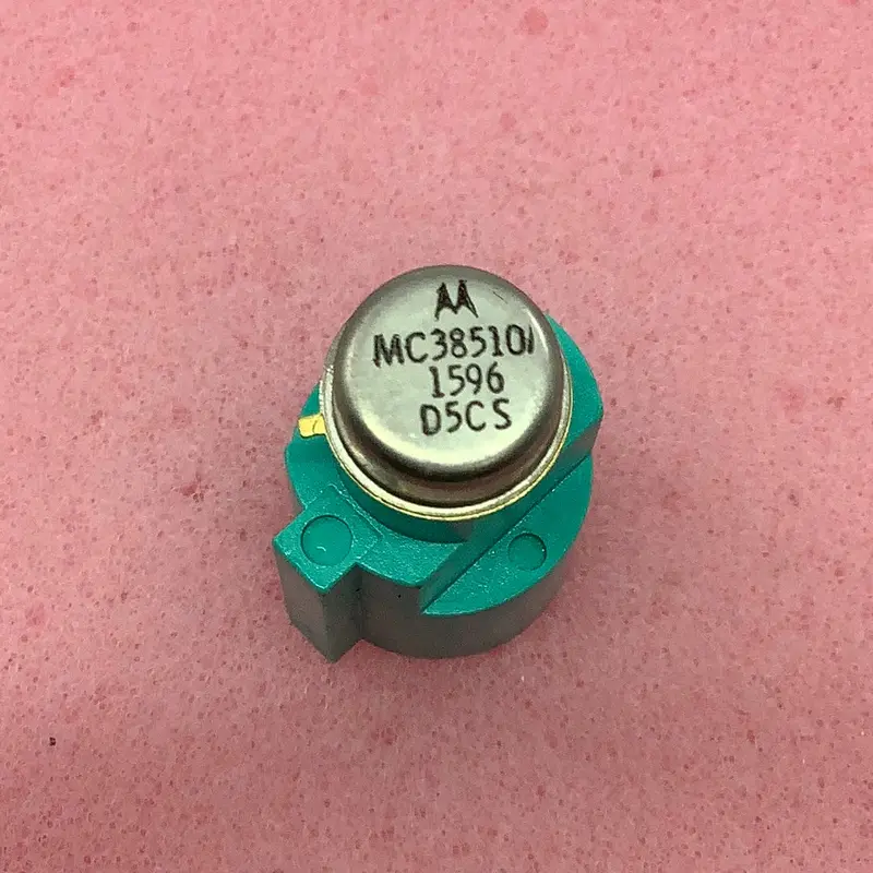 Motorola Mc38510/1596D5Cs Radiation-Hardened Precision Ic 1