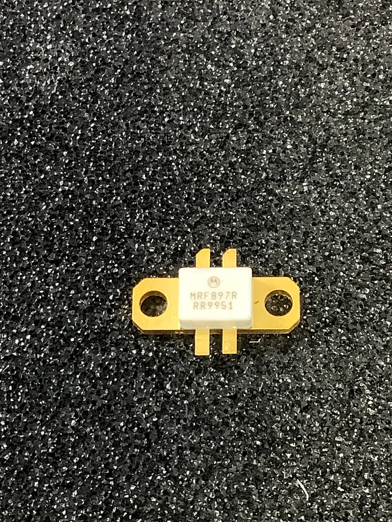 Motorola Mrf897R Npn Silicon Rf Power Transistor – High-Frequency Amplifier 1