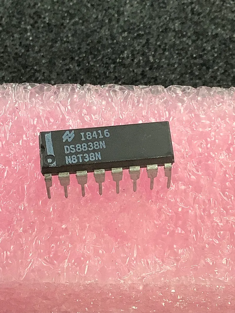 National Semiconductor Ds8838N Quad Unified Bus Transceiver Ic 1
