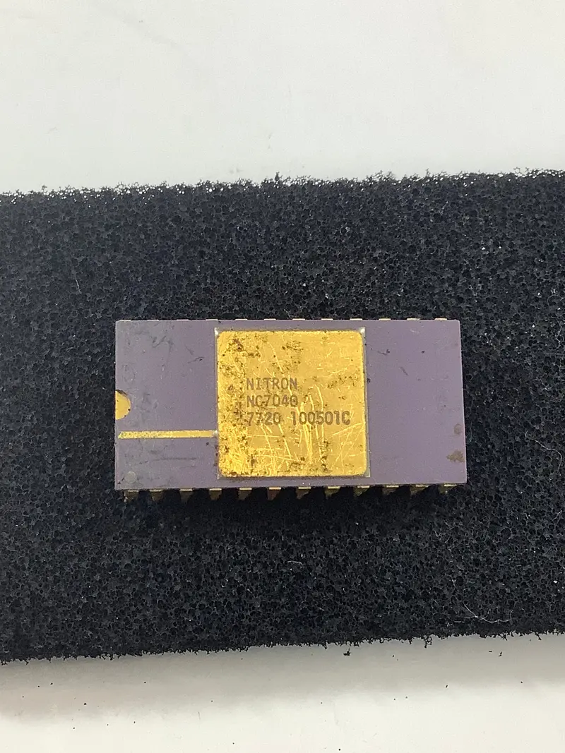 Nc7040 Nitron General-Purpose Integrated Circuit – Dual Function Analog/Digital Device 1