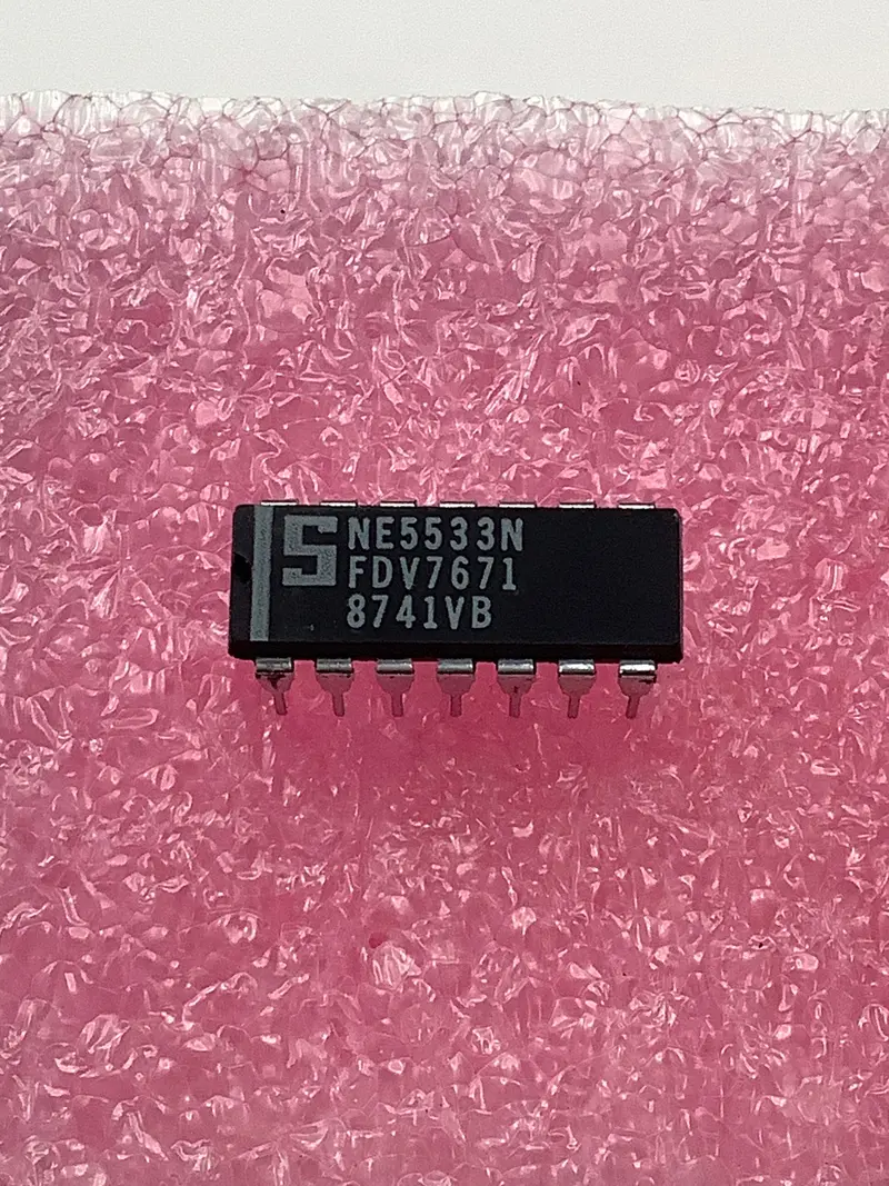 Ne5533N High-Performance Low-Noise Operational Amplifier – Single Dip Ic 1