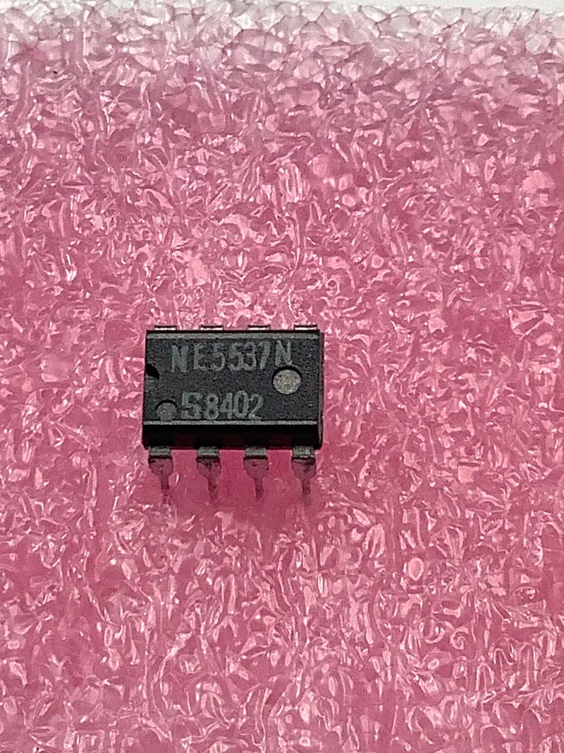 Ne5537N Monolithic Sample-And-Hold Amplifier – 14-Pin Dip 1