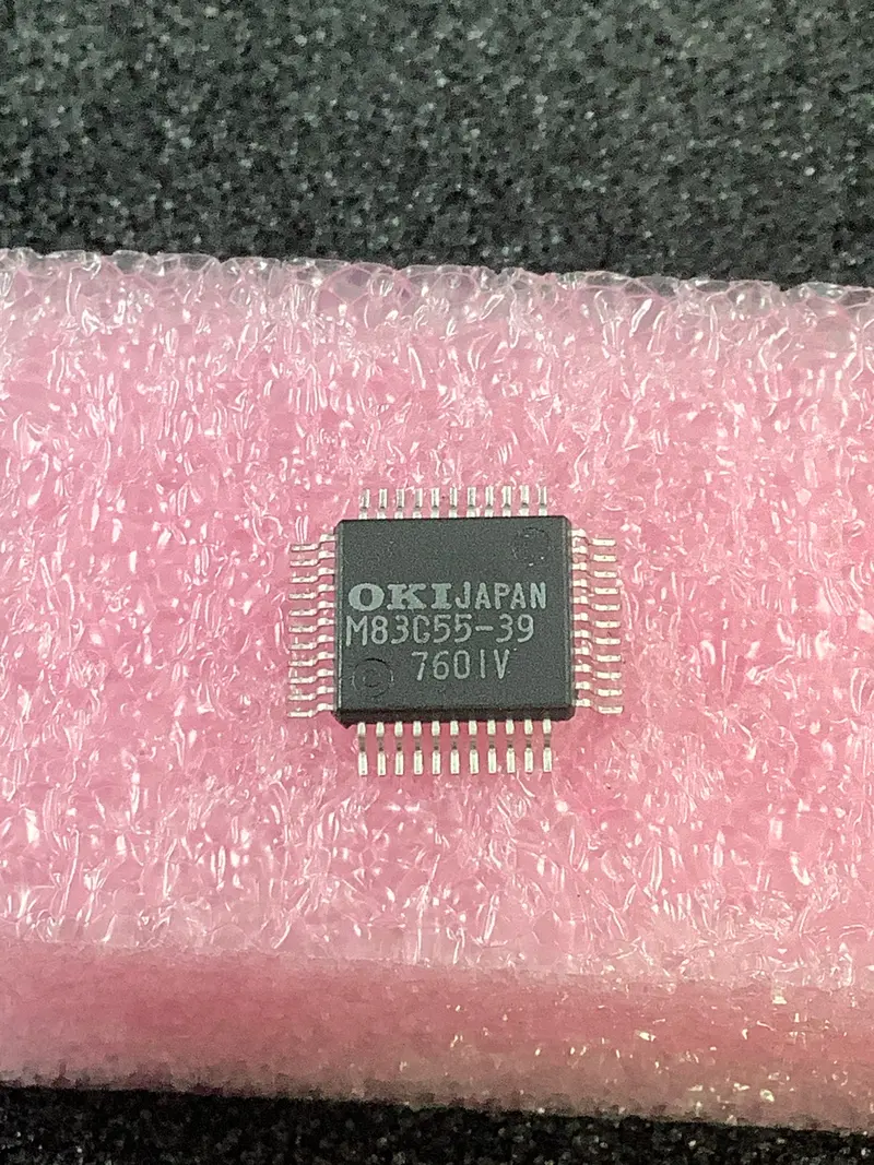 Oki Msm83C55-36 Rom/Io Expansion Controller Ic – Cmos 80C51 Core 1