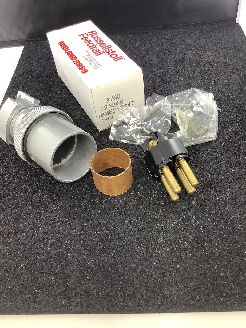 Russell Stoll 3760 30-Amp Metallic Industrial Plug: 3-Pole, 4-Wire, 250Vac, Flush-Dock Design 1