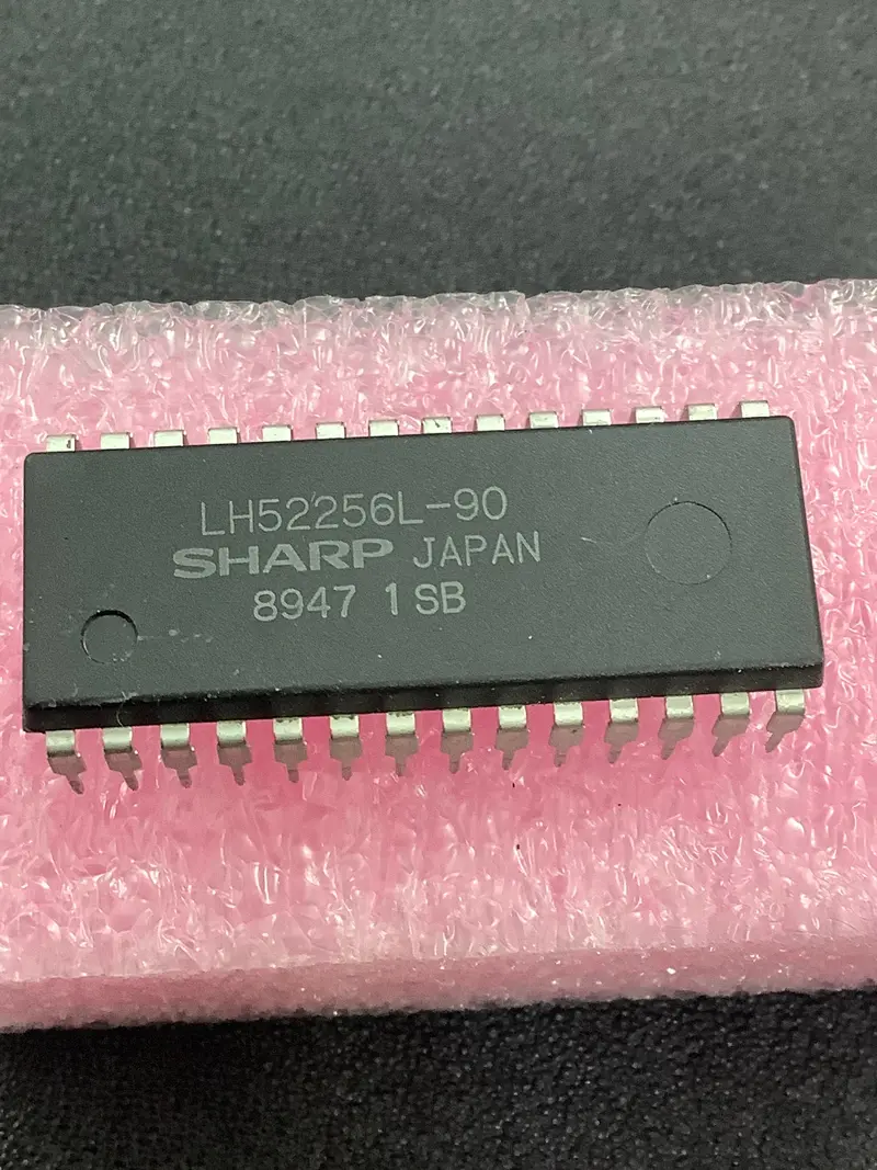 Sharp Lh52256L-90 — 256Kbit Parallel Sram – 90Ns Access Time 1
