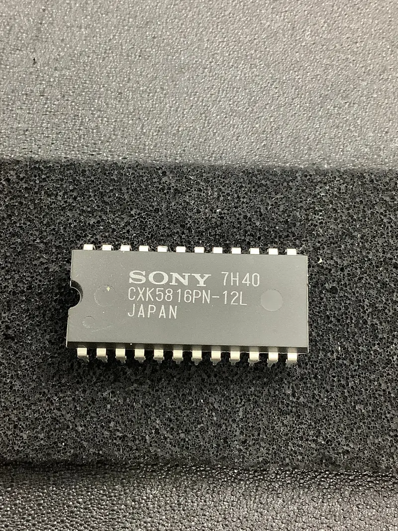 Sony 2K × 8 Standard Cmos Sram, 120 Ns Access Time, Dip-24 Package, Part No. Cxk5816Pn-12L 1