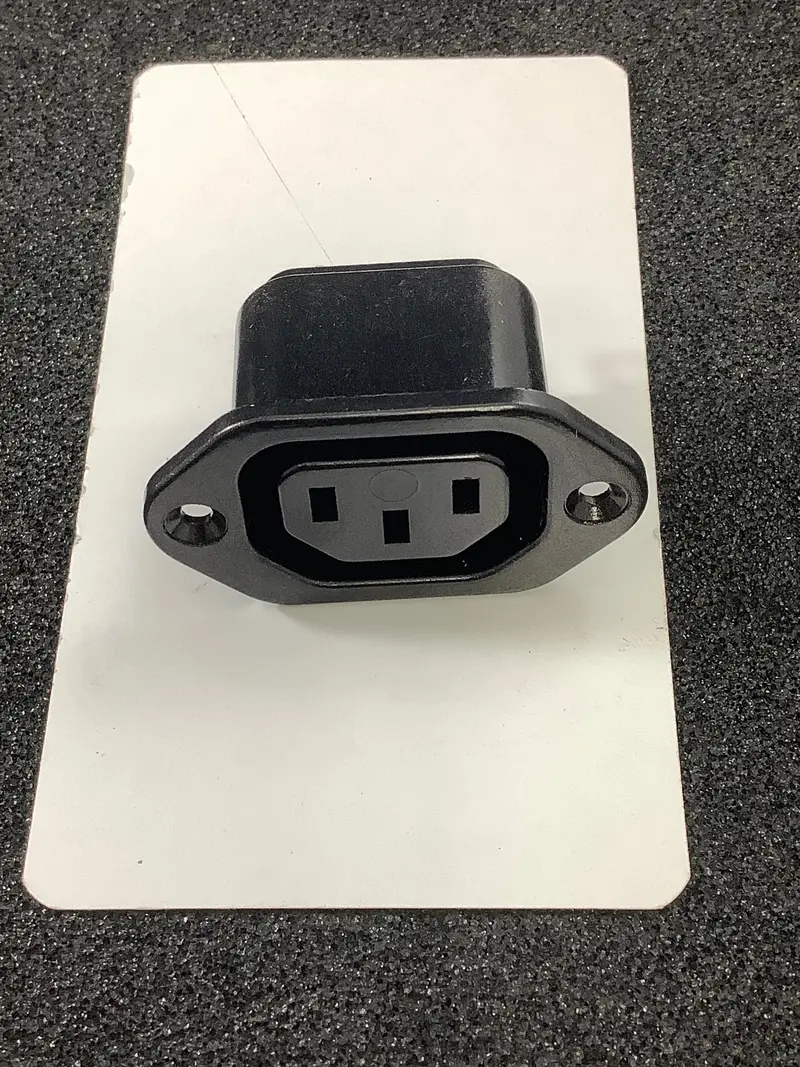 Switchcraft Eac305 3-Pin Female Panel Mount Connector With Front Mounting And Solder Lug Terminals 1