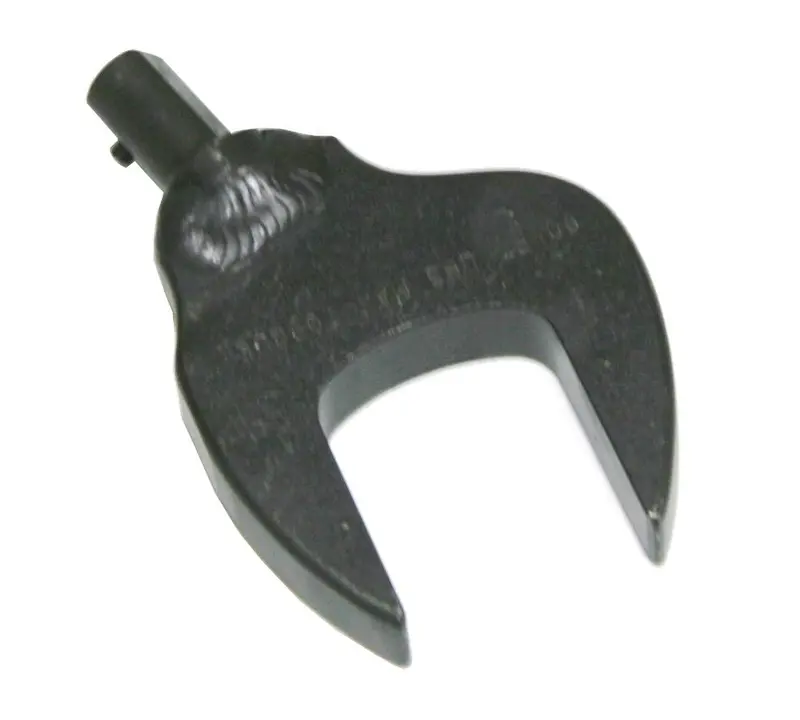 T57141 Low-Pressure Fuel Line Wrench Adapter – 1 1/2" Size 1