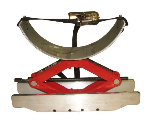 T67212 Emd Exhaust Manifold Jack 1