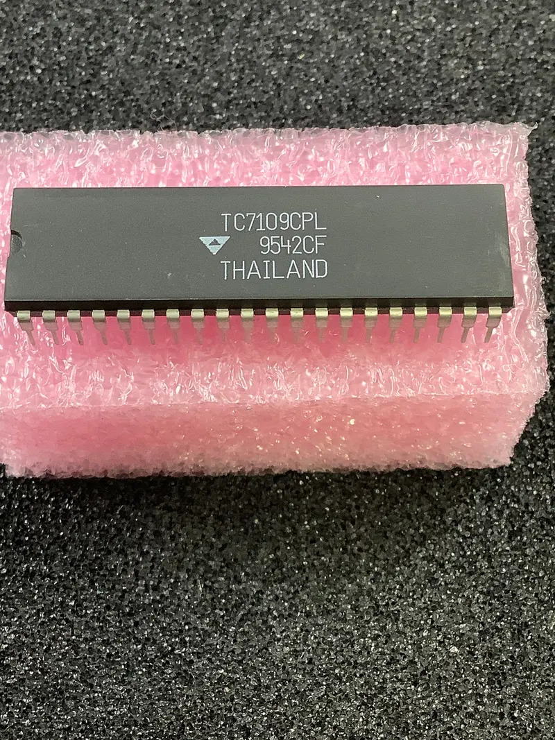 Tc7109Cpl 12-Bit A/D Converter – Dual-Slope, Led Driver Interface, Dip 1