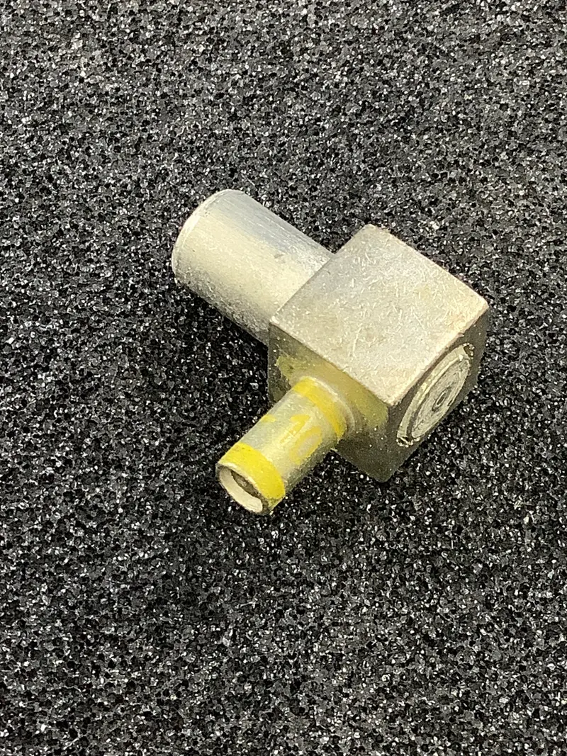 Thomas & Betts Kube Male Motor Pigtail – 12–10 Awg, Body Size 2, Yellow Die Code 1