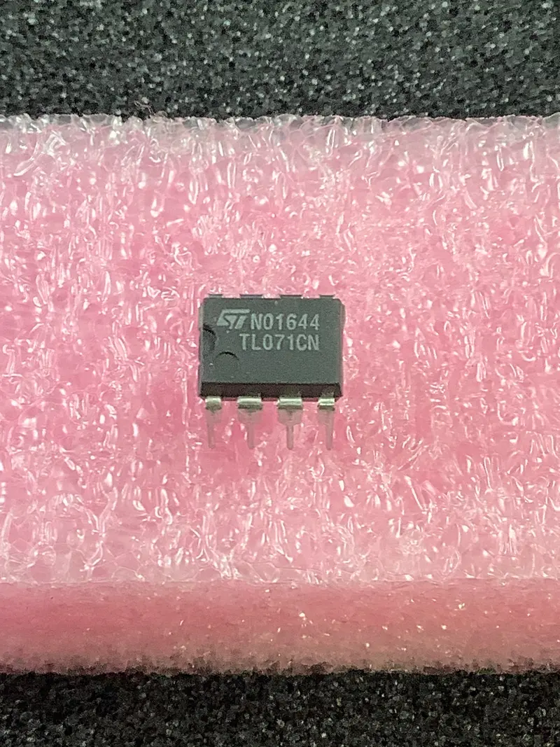 Tl071Cn Jfet-Input Operational Amplifier – Single, Low-Noise, 8-Dip Package 1