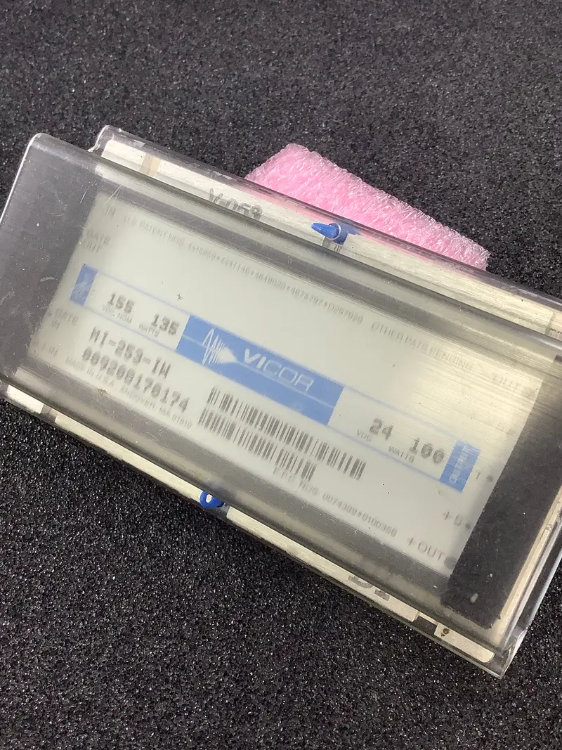Vicor Mi-253-Iw Dc-Dc Converter – 100–210Vdc Input, 24Vdc Output 1