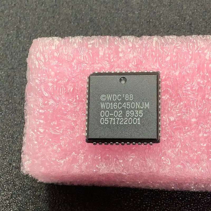 Western Digital Wd16C450N-Jm00 Plcc Microcontroller Peripheral Ic 1