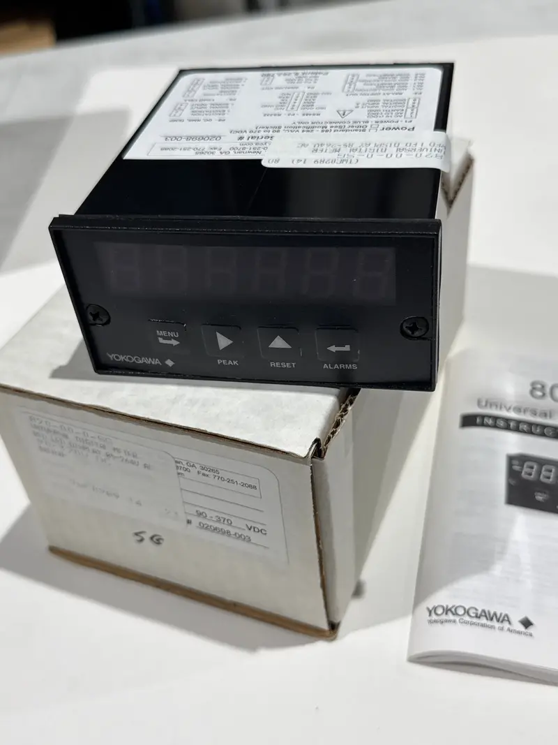 Yokogawa Y820-00-0-Sg Strain Gauge Digital Indicator (4-Wire Ratio Mode) With Red Led Display, 85–264 Vac / 90–370 Vdc 1